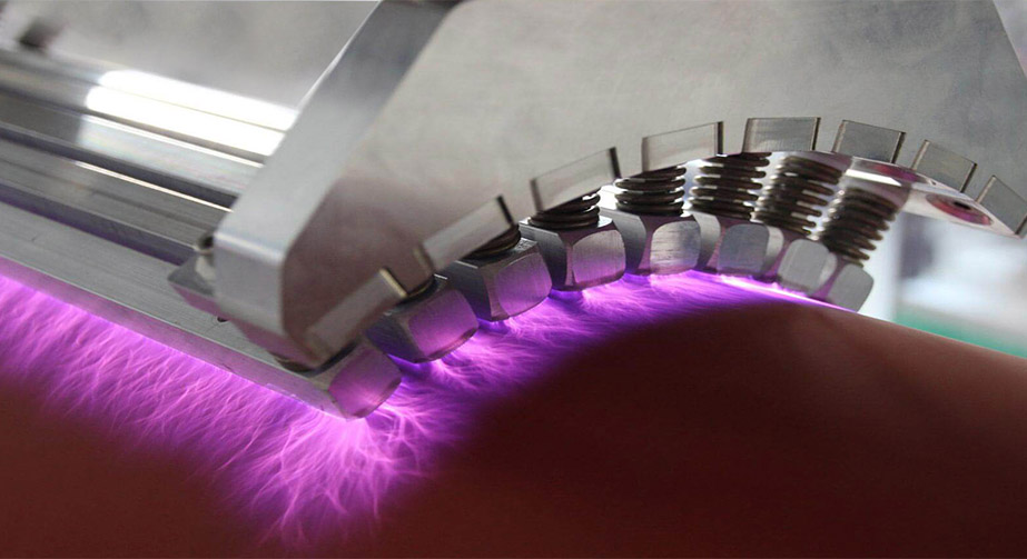 電暈等離子表面處理機(jī)改性原理