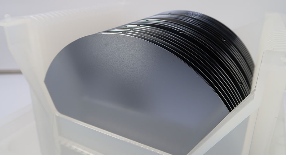 等離子體活化處理工藝對(duì)Si及SiO2晶片表面的影響